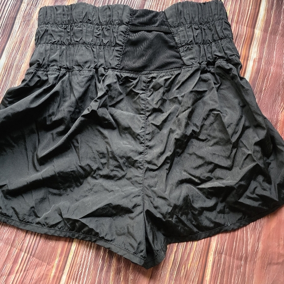 Black Free People Women's Shorts Sz Lg - Picture 2 of 3